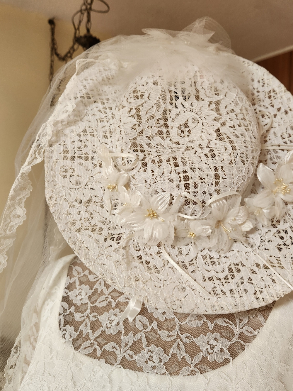 Glimmering 1970s Dream: Bridal Originals Sequin Lace Gown & Sonni of SF Veil Hat - Picture 12 of 16